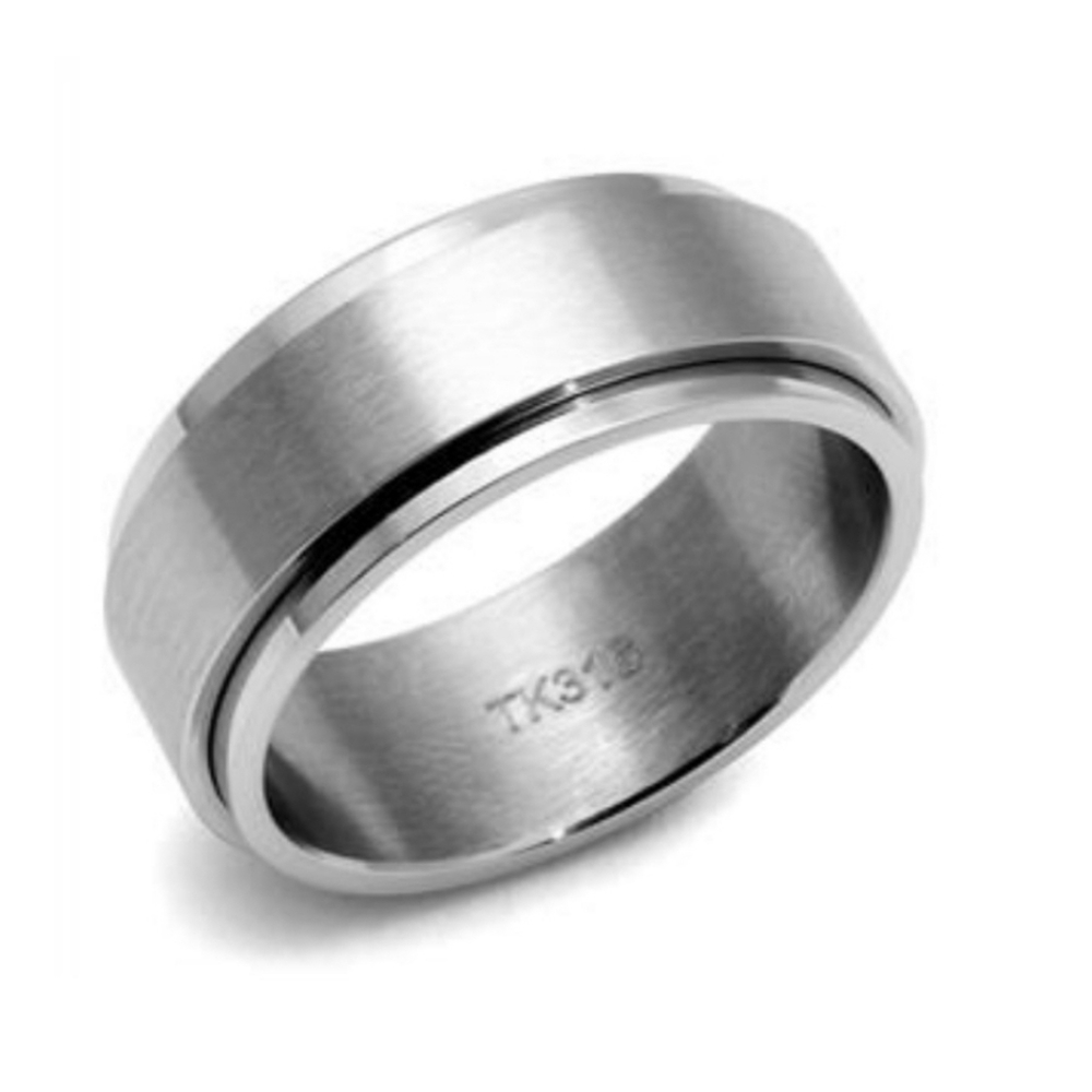 Men's  silver Stainless Steel Band  Ring Size 10 *